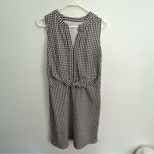Vineyard Vines gingham dress